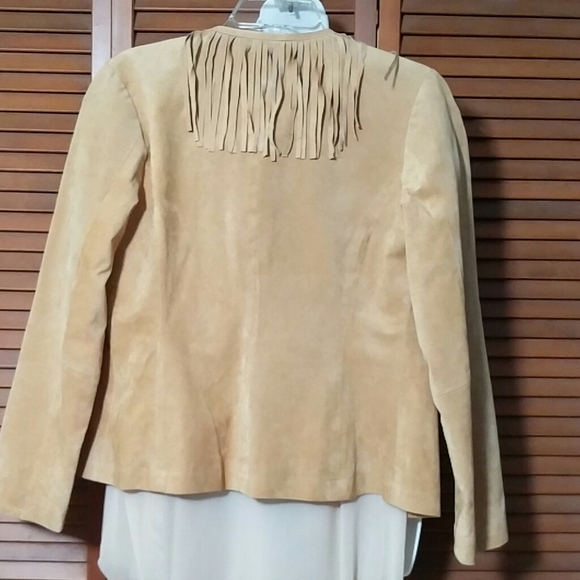 Western Fringed leather jacket - Picture 2 of 7